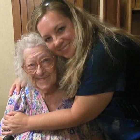 Meet your Posher, Kimberly - Picture 1 of 1